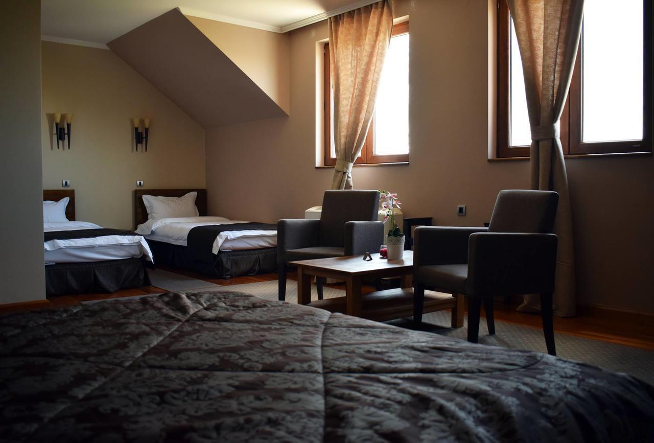 Hotel Moja Carda Temerin Экстерьер фото